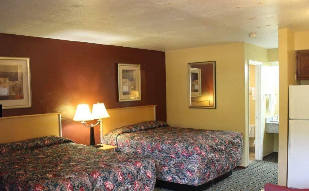 The Executive Inn & Suites Amarillo Exterior photo