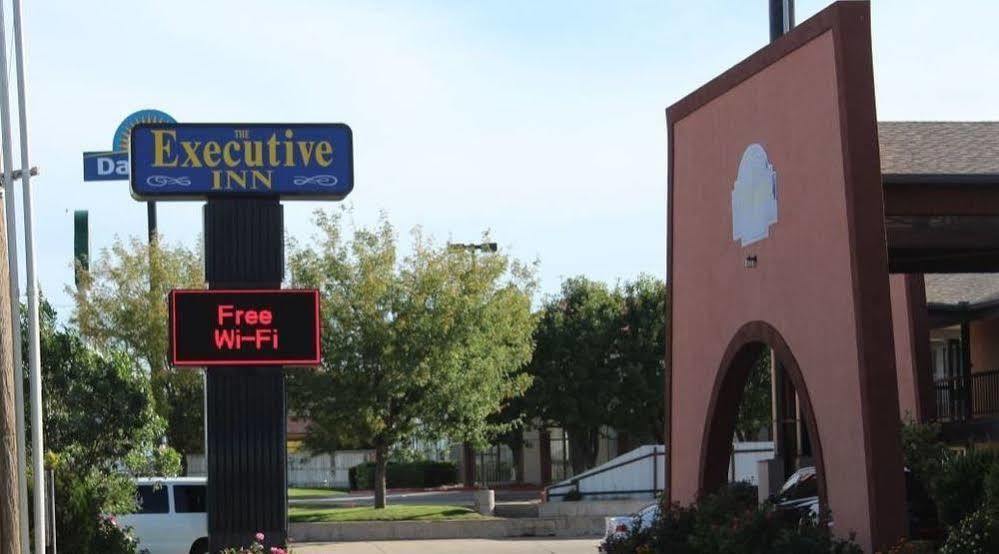 The Executive Inn & Suites Amarillo Exterior photo
